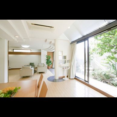 横浜にあるリペア創芸はサッシの修理にも対応可能です
